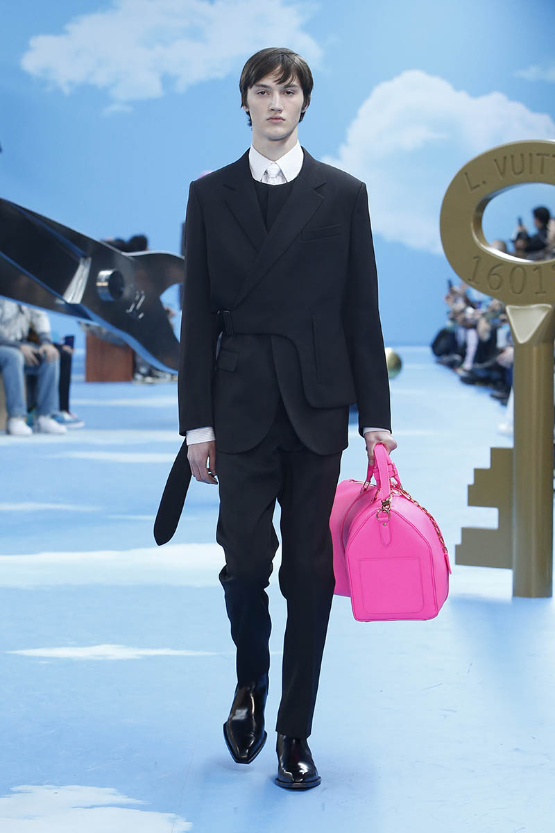 Louis Vuitton refina el traje