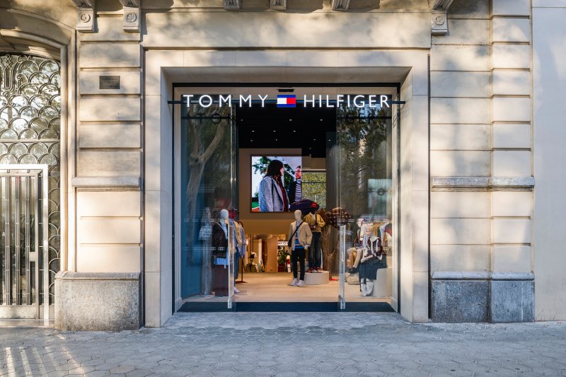 La tienda de Tommy Hilfiger en Barcelona y todo lo cool de lo