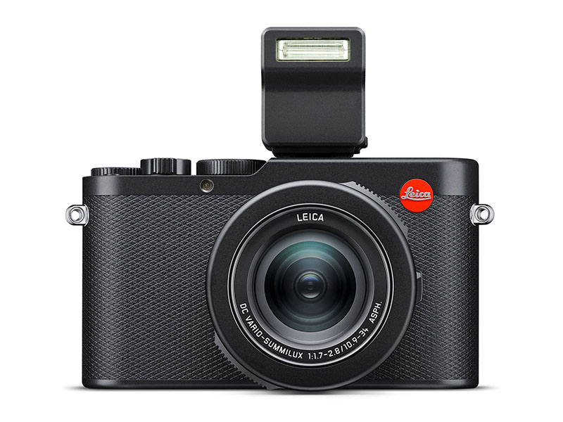 Leica D-Lux 8 nueva y asequible lámpara compacta. La parte delantera con objetivo y pequeño flash