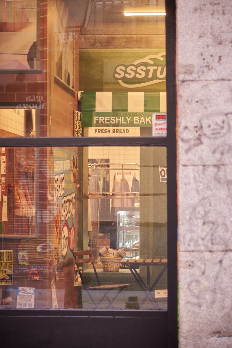 tienda moda urbana que parece panaderia en madrid SSSTUFFF