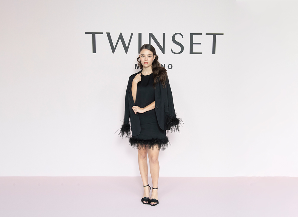 Gabriela Andrada en el photocall del desfile de Twinsset en Milán