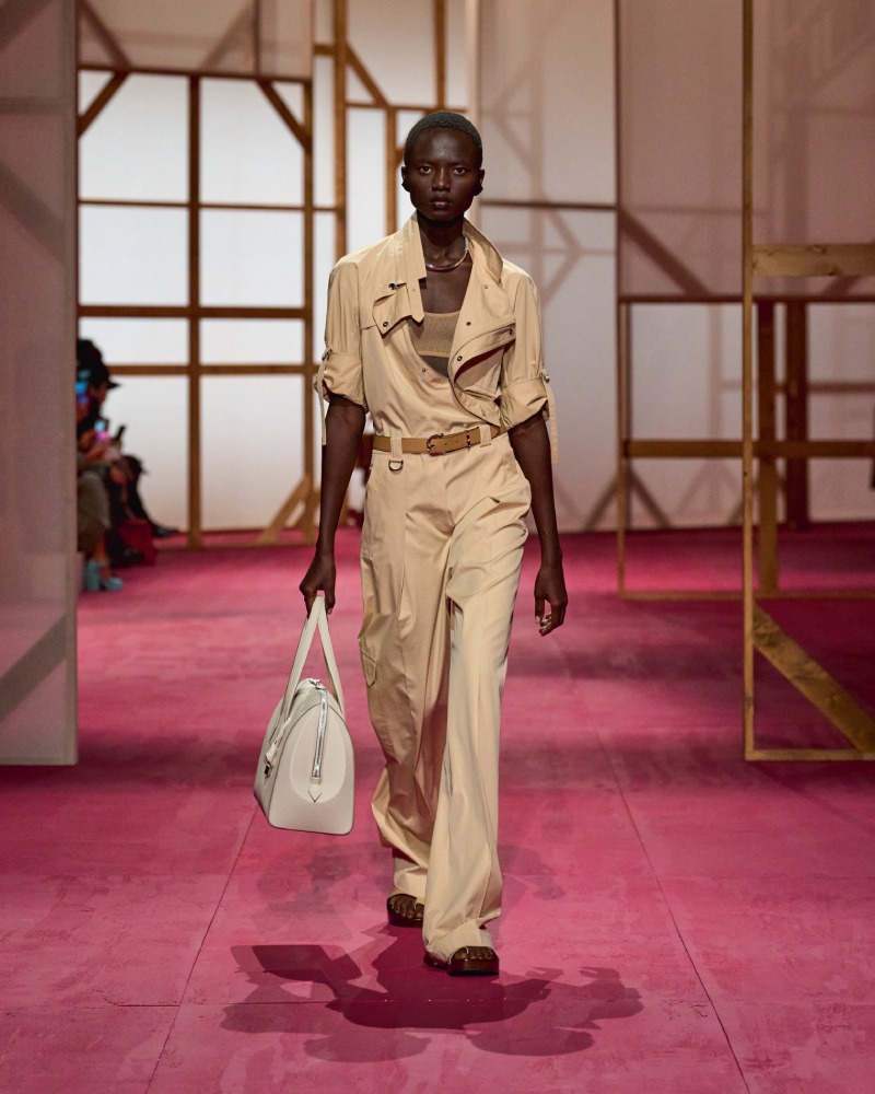 Desfile Hermès Mujer SS25