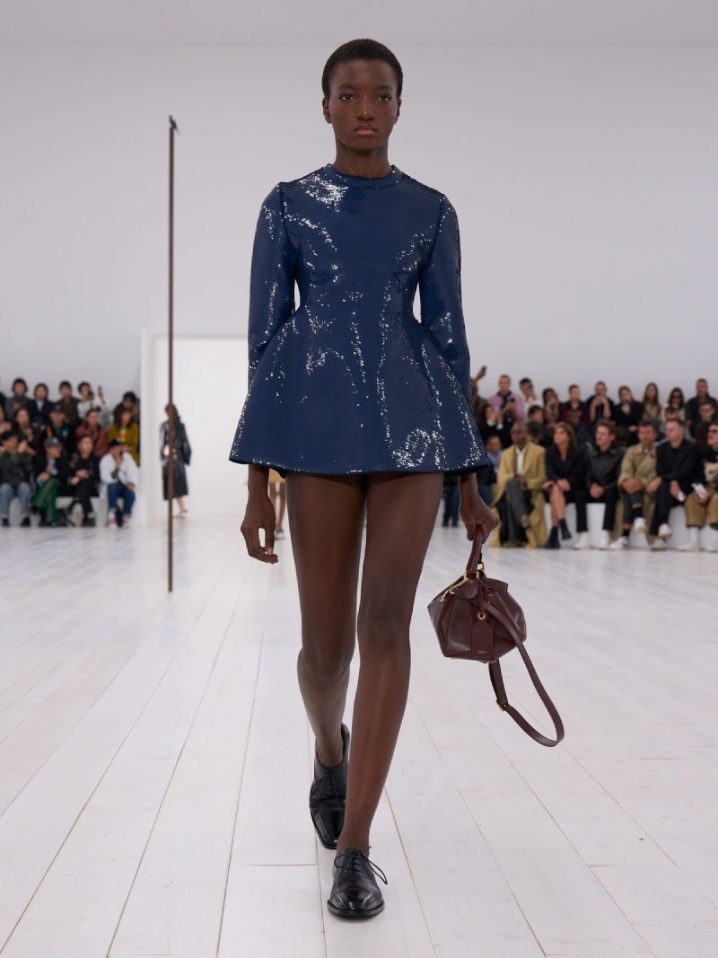 Mejores desfiles de Paris Fashion Week Primavera-Verano 2025