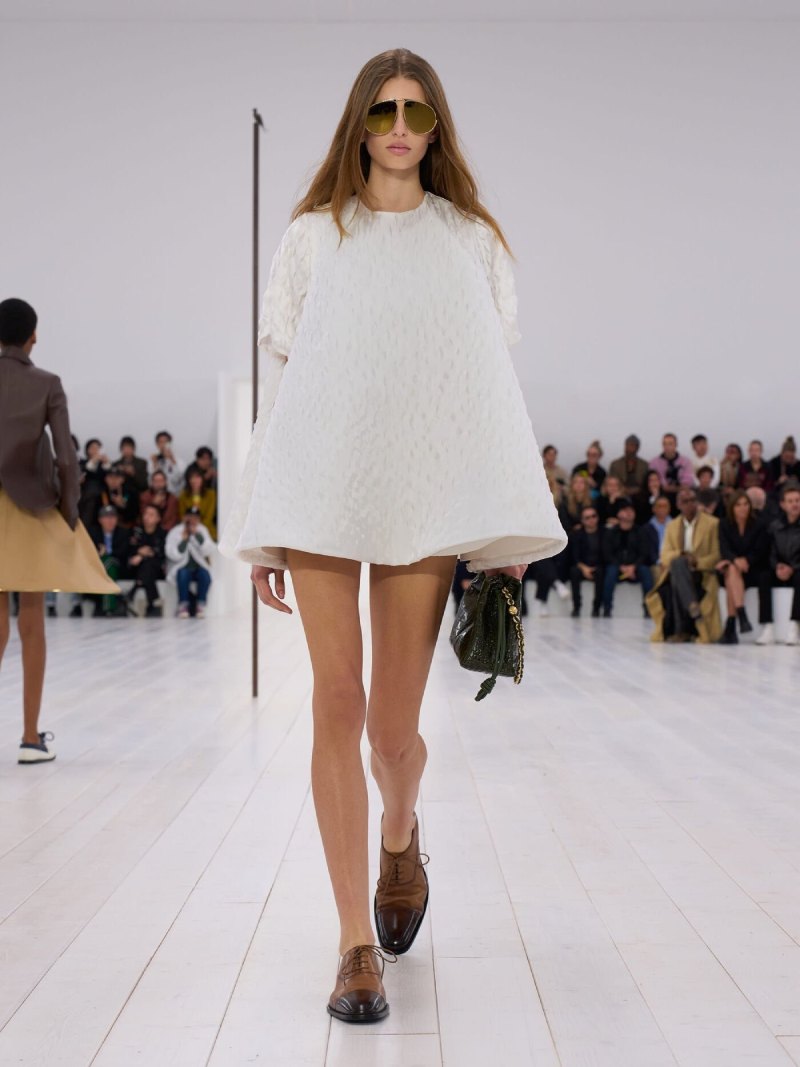 Mejores desfiles de Paris Fashion Week Primavera-Verano 2025