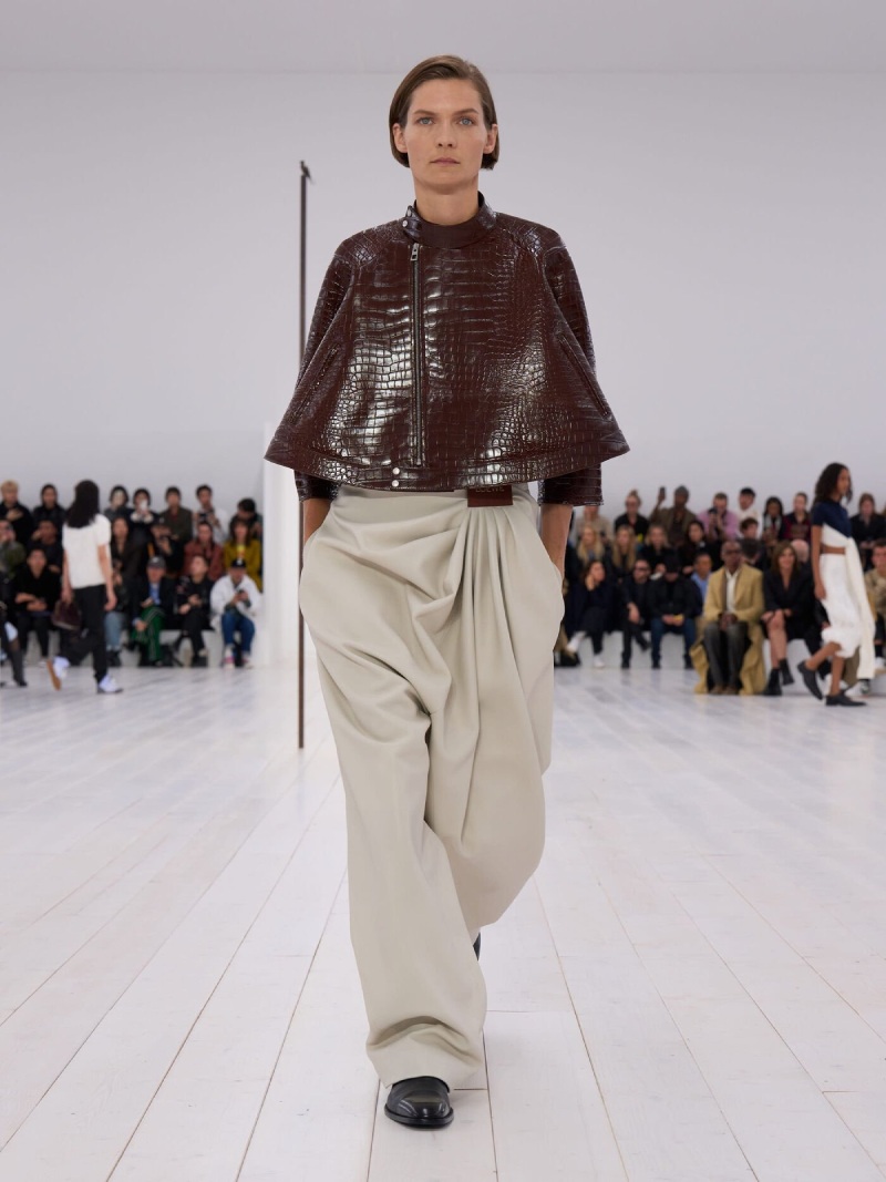 Desfile Loewe Mujer SS25