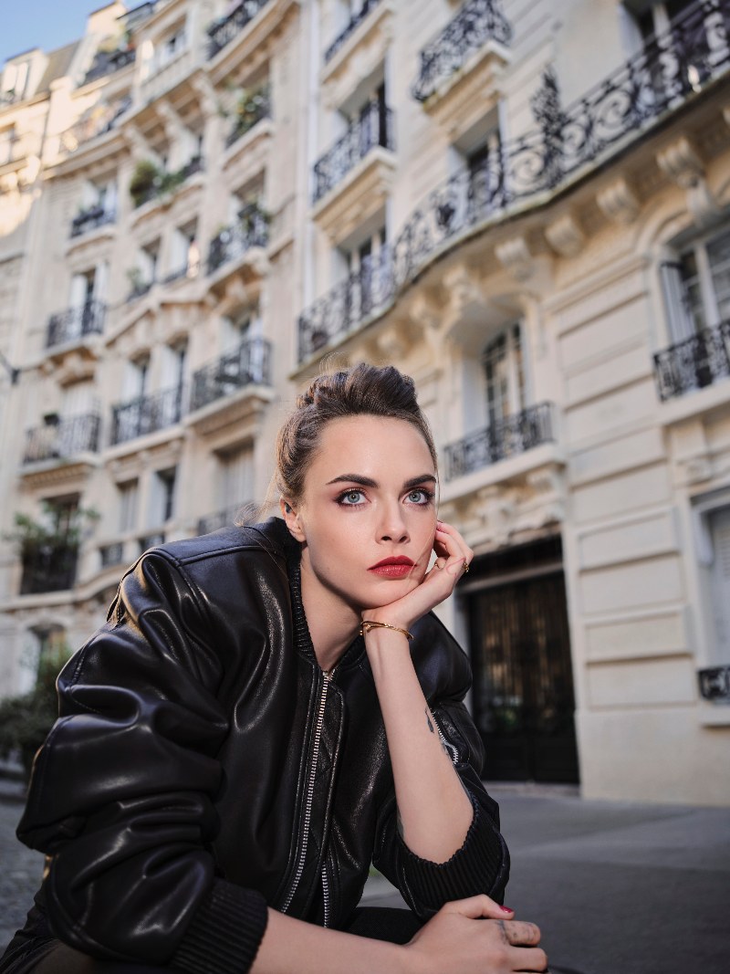 embajadora L'Oréal Paris Cara Delevingne