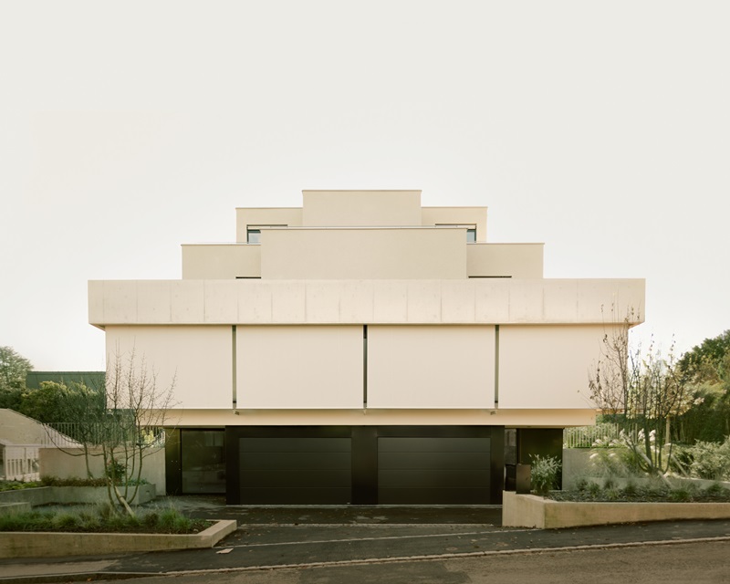 Oberwil-House-Caesar-Zumthor: volumen hormigón blanco