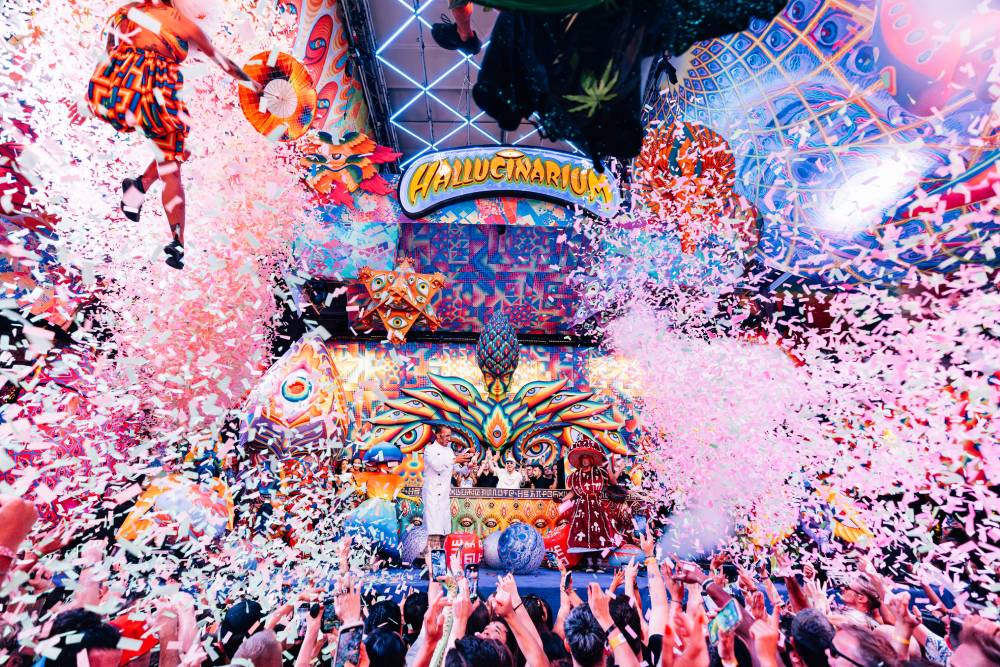 elrow y amnesia en ibiza hallucinarium fiesta closing cierre fiesta techno house 