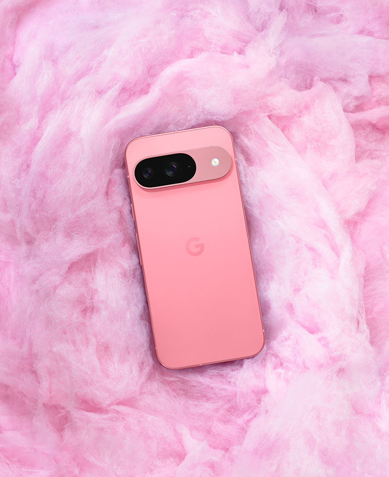 ¿Es mejor comprar un Google Pixel 9 o un Google Pixel 9 Pro? un modelo en color rosa