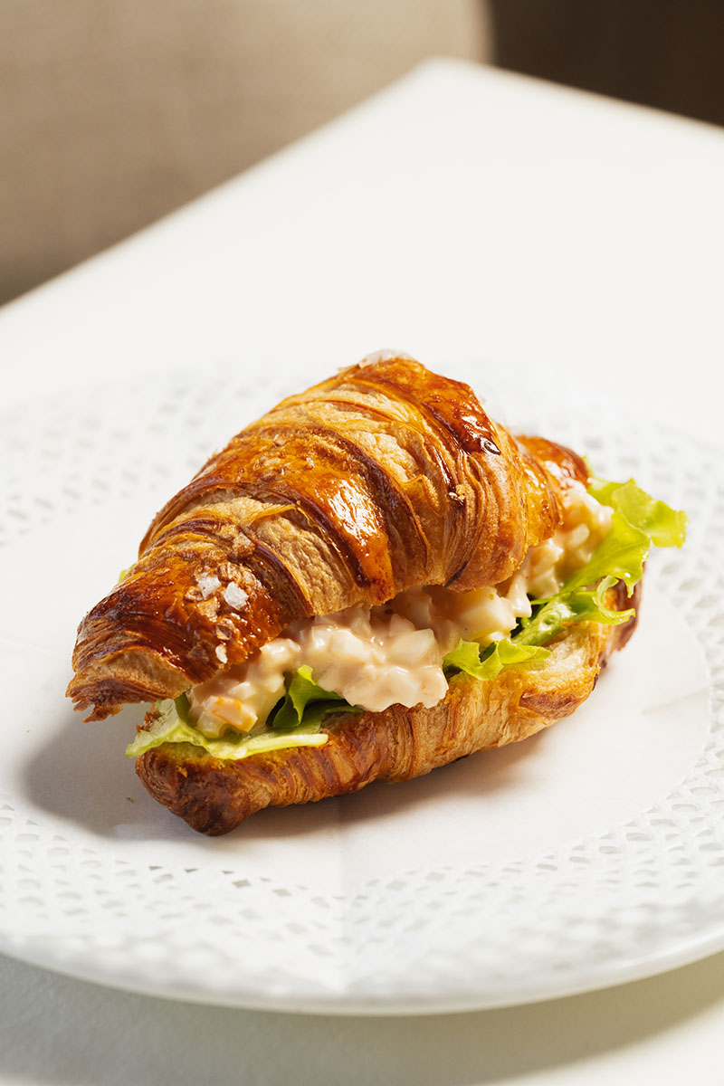 Restaurante Chez Madrid: croisant relleno de cangrejo