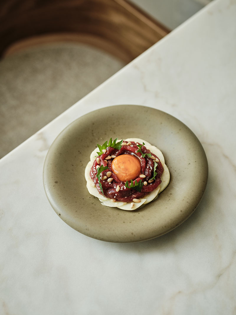 Restaurante Santa Joana Lisboa: steak tartar con huevo crudo