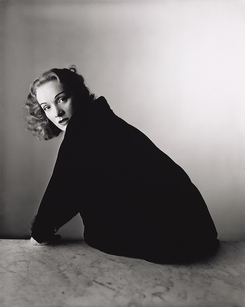 Irving Penn: Centennial. fotografía en blanco y negro de Irving Penn, Retrato de Marlene Dietrich