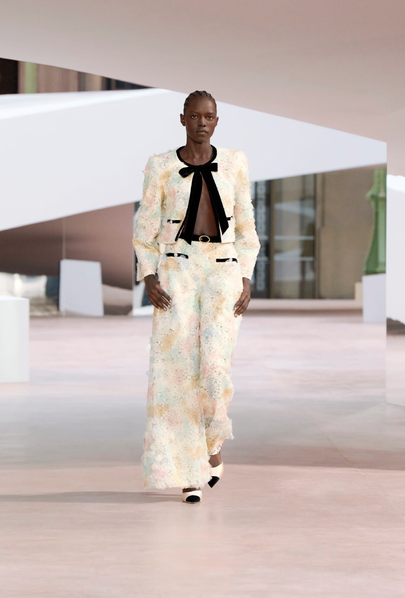 Desfile Chanel Alta Costura SS25