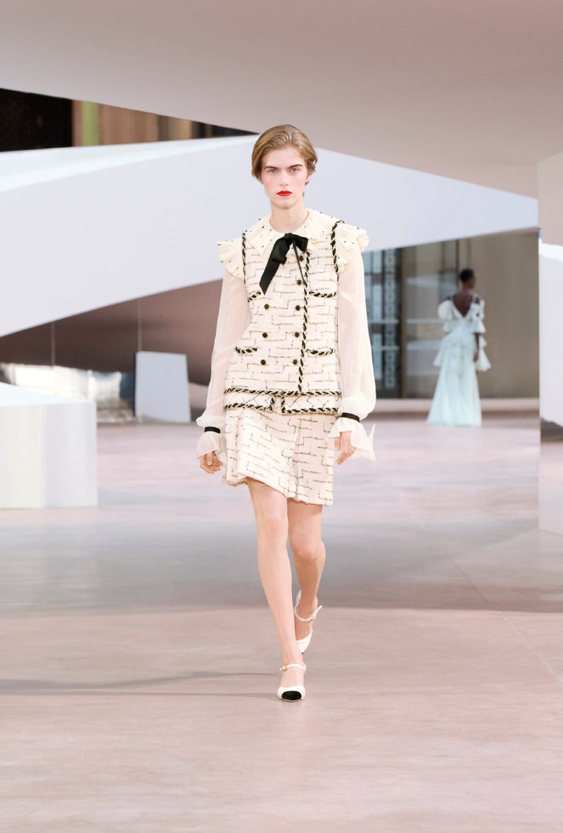 Desfile Chanel Alta Costura SS25