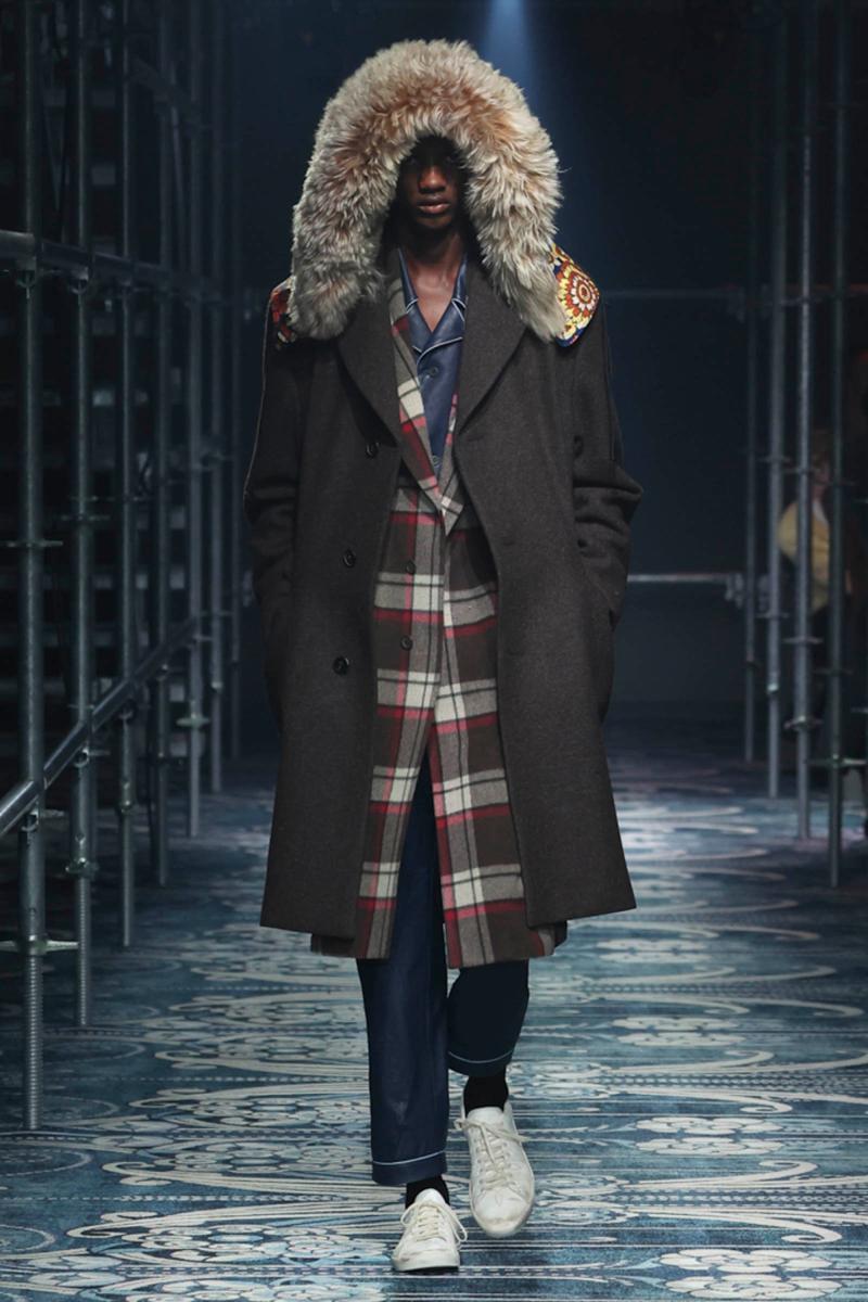 Desfile Prada Hombre FW25