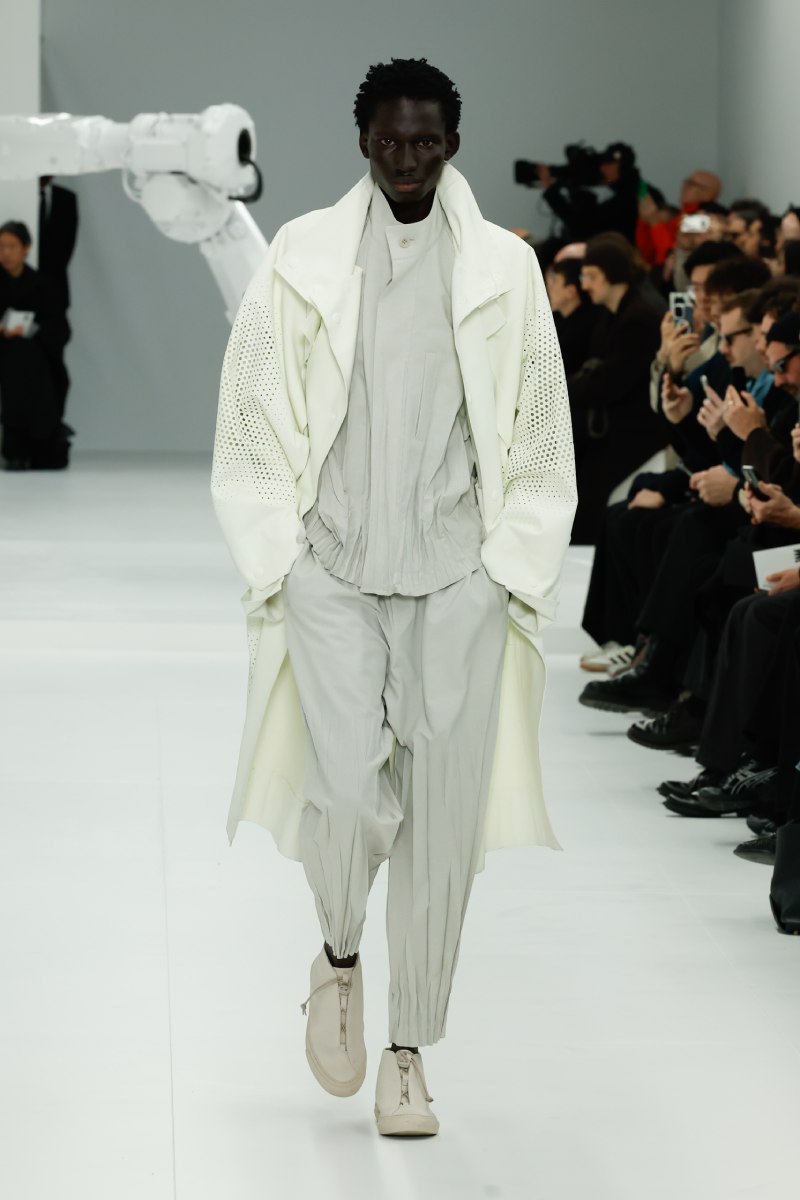 Desfile IM Men FFW25 nueva marca Issey Miyake