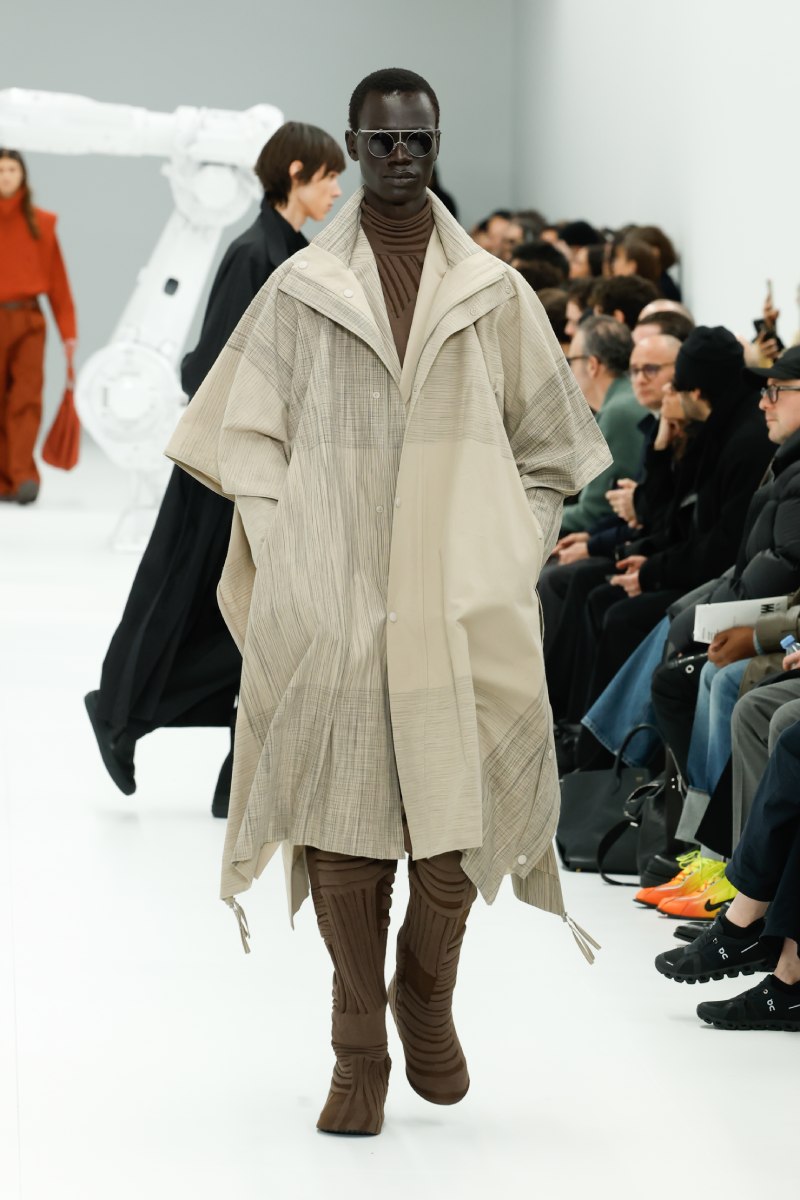 Desfile IM Men FFW25 nueva marca Issey Miyake