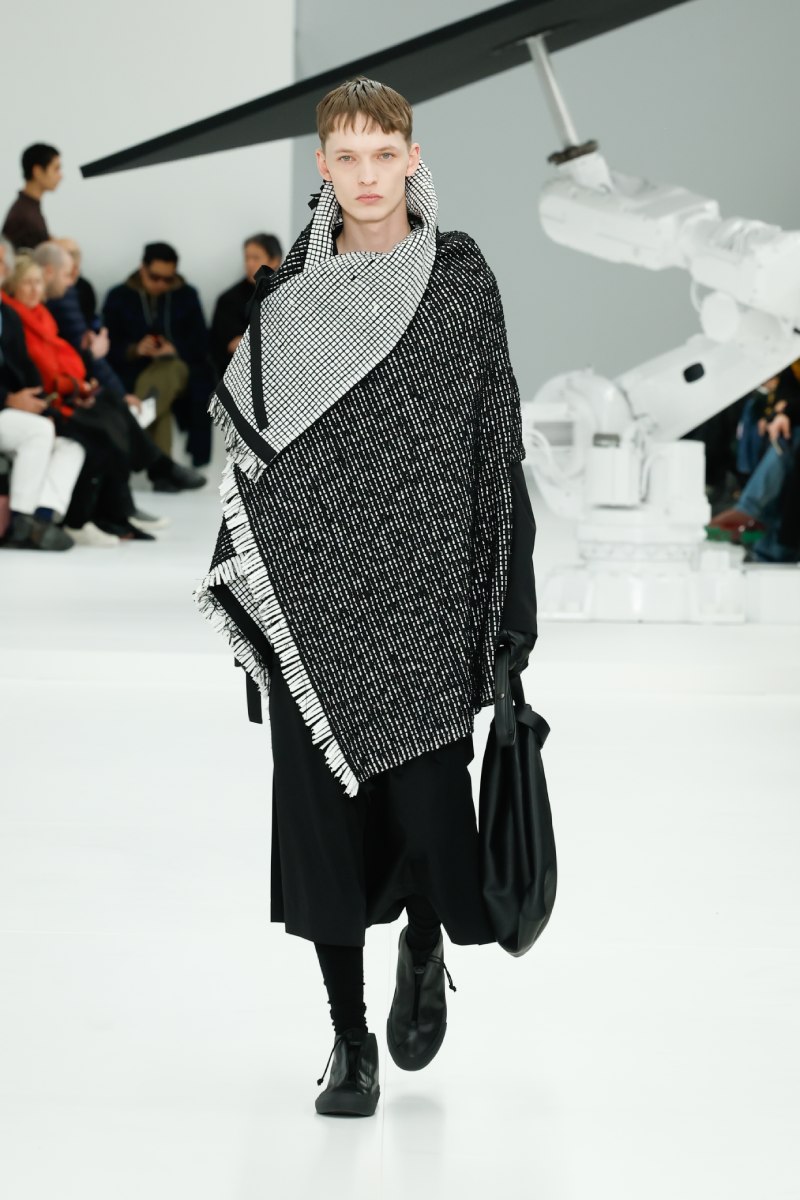 Desfile IM Men FFW25 nueva marca Issey Miyake