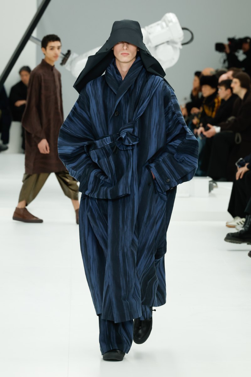 Desfile IM Men FFW25 nueva marca Issey Miyake