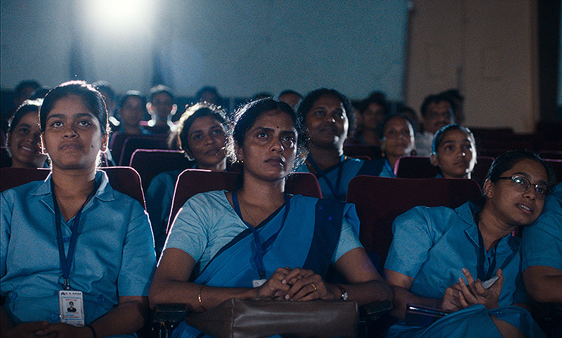 Fotograma de la película La luz que imaginamos, mujeres indús en el cine