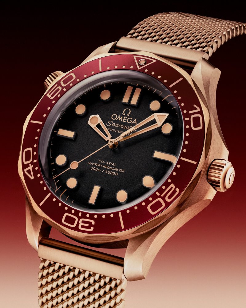 Omega Seamaster Diver 300M oro bronce y burdeos