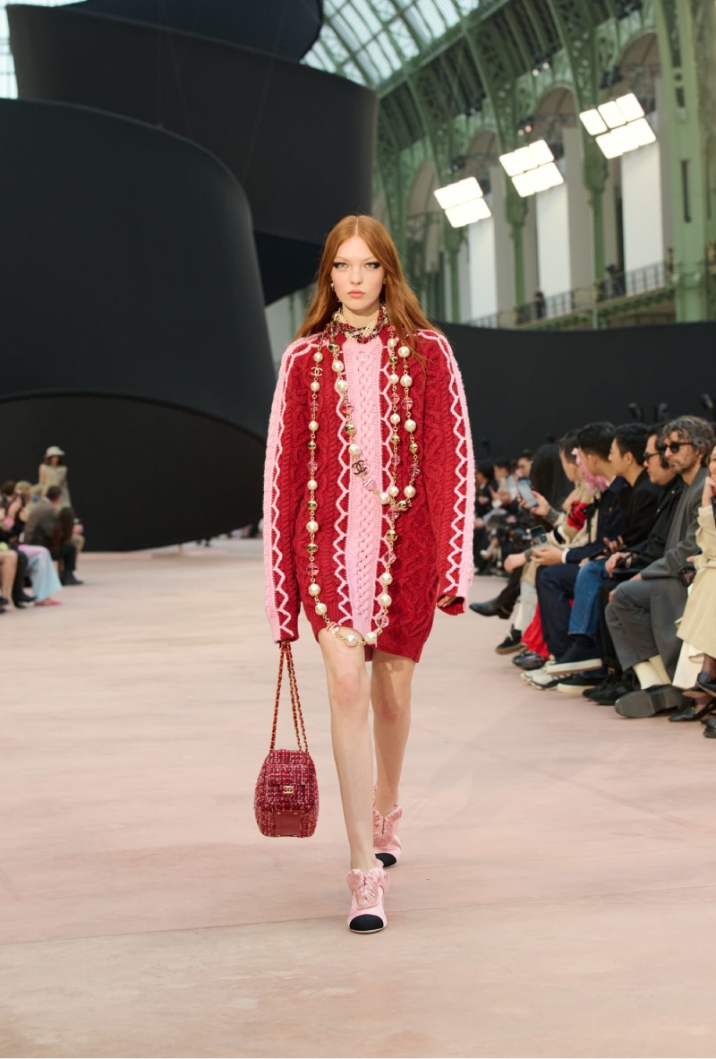 Mejores Desfiles Paris Fashion Week Mujer 2025