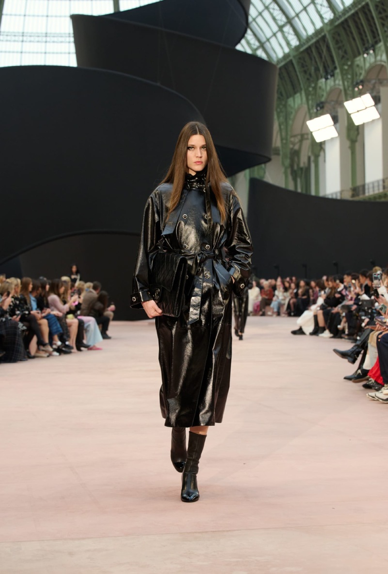 Mejores Desfiles Paris Fashion Week Mujer 2025