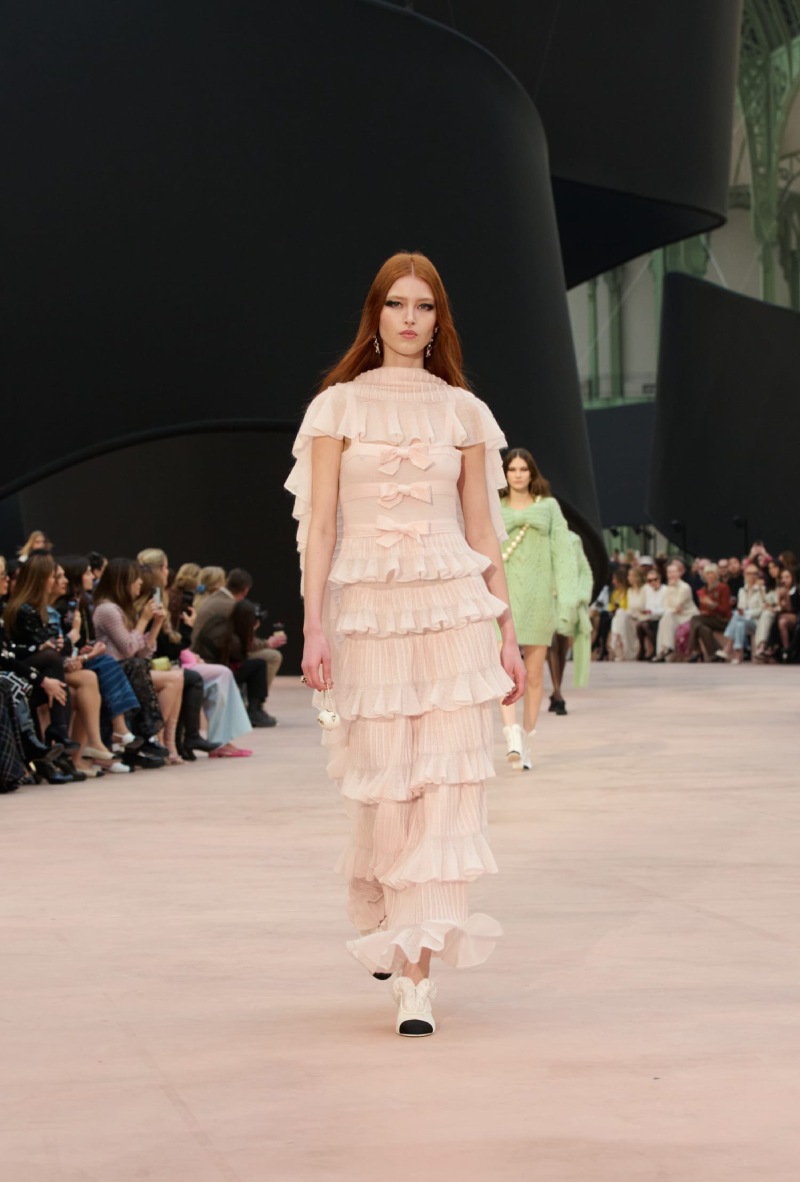 Mejores Desfiles Paris Fashion Week Mujer 2025