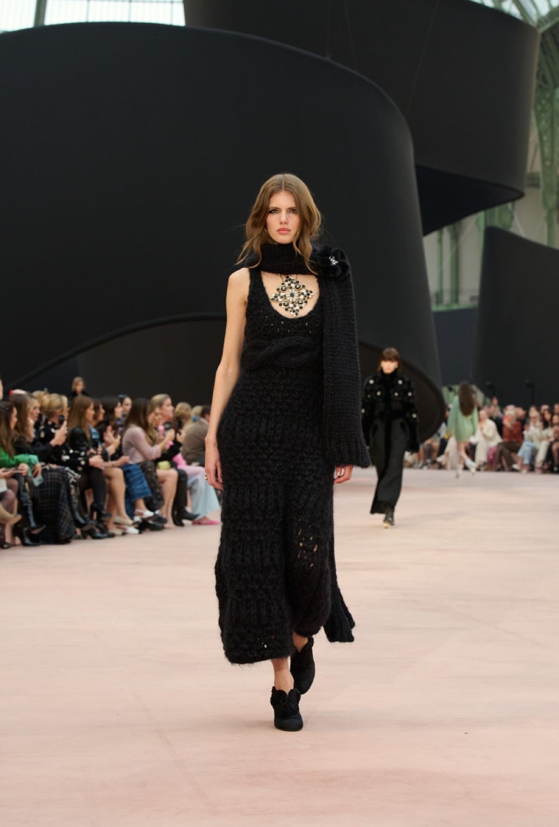 Mejores Desfiles Paris Fashion Week Mujer 2025