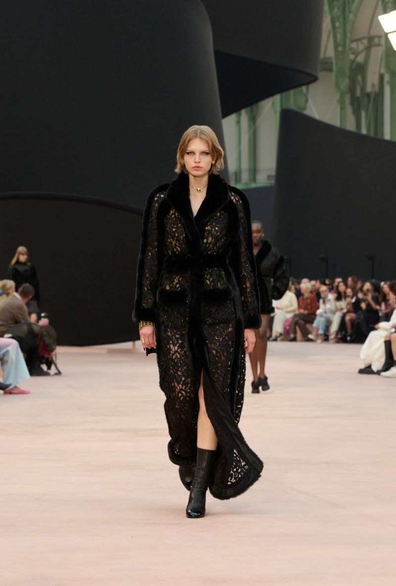 Mejores Desfiles Paris Fashion Week Mujer 2025