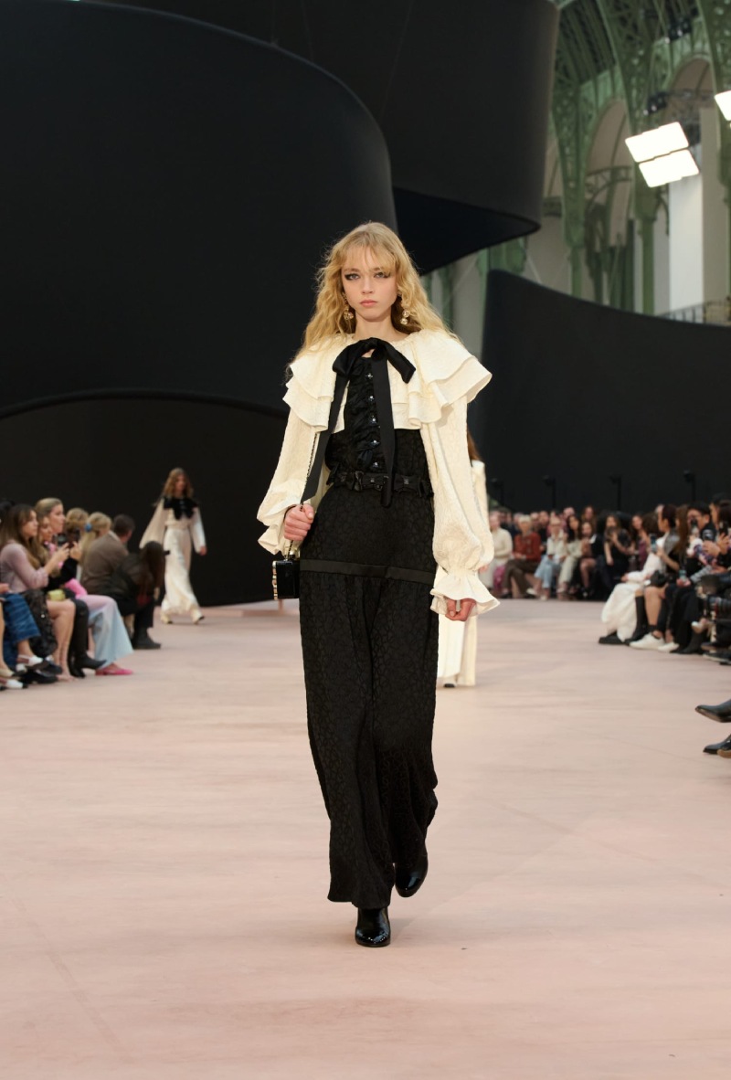 Mejores Desfiles Paris Fashion Week Mujer 2025