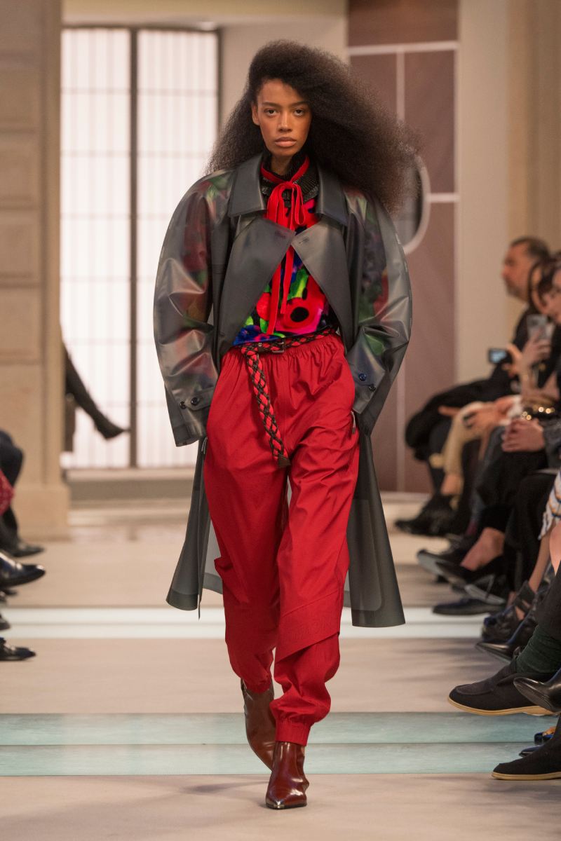 Louis Vuitton mezcla historicismo y modernidad para fw25