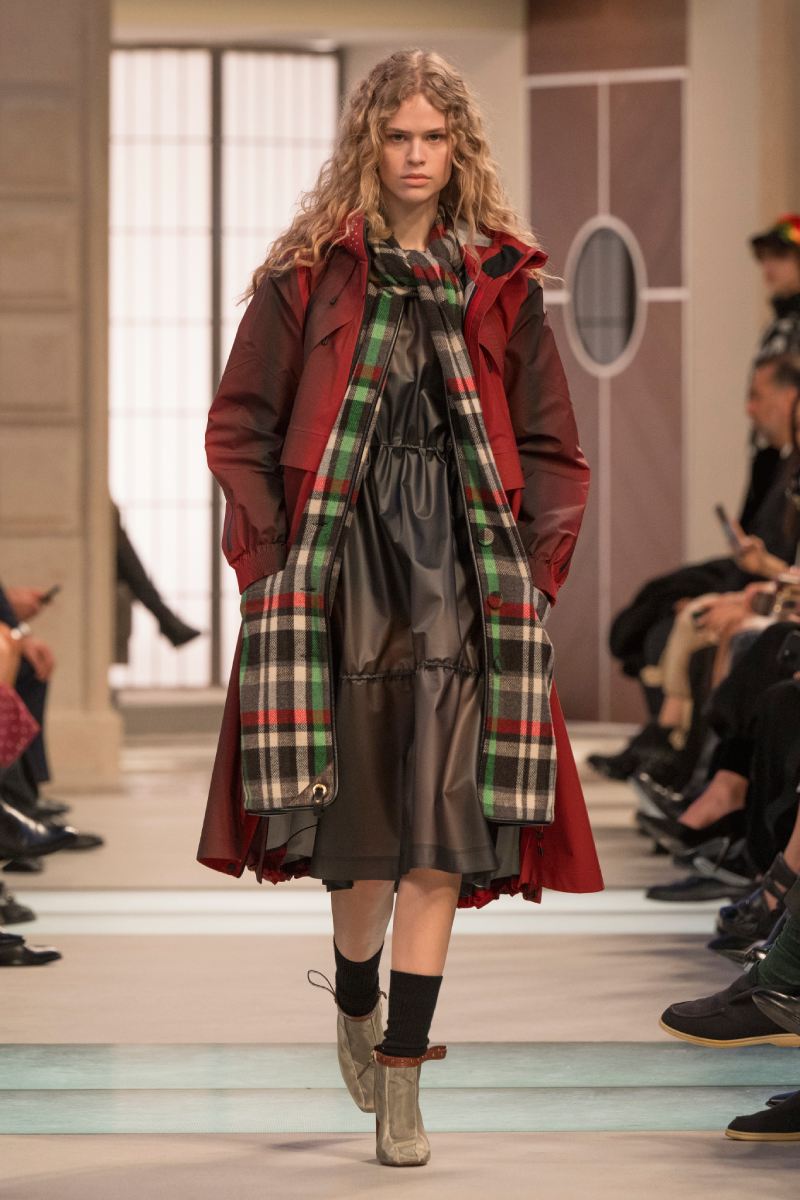 Louis Vuitton mezcla historicismo y modernidad para fw25