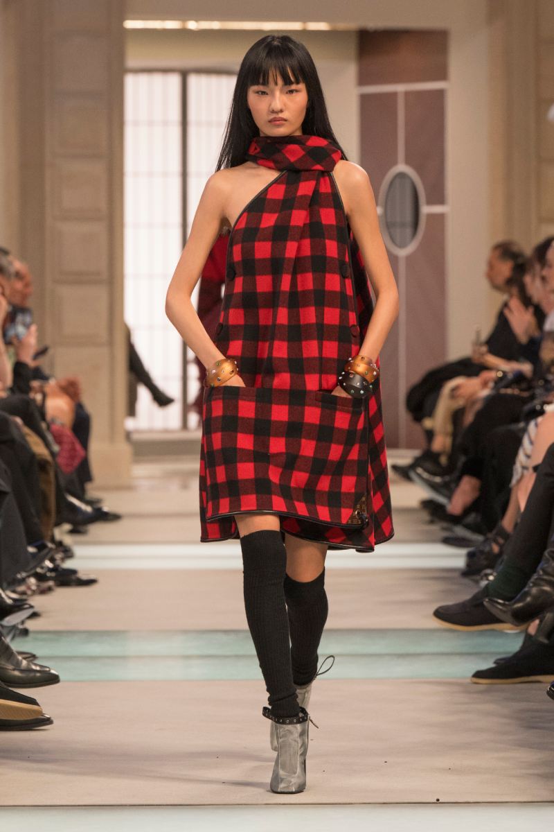 Louis Vuitton mezcla historicismo y modernidad para fw25