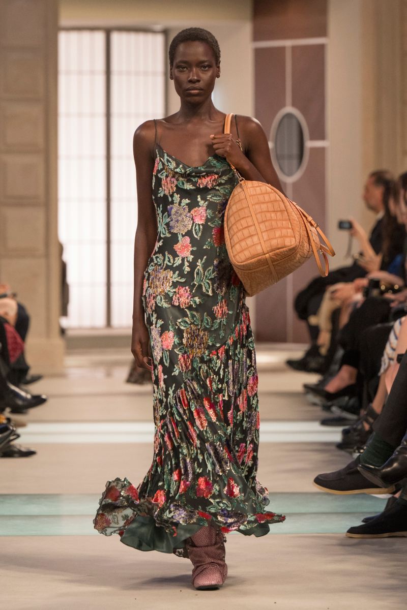 Louis Vuitton mezcla historicismo y modernidad para fw25