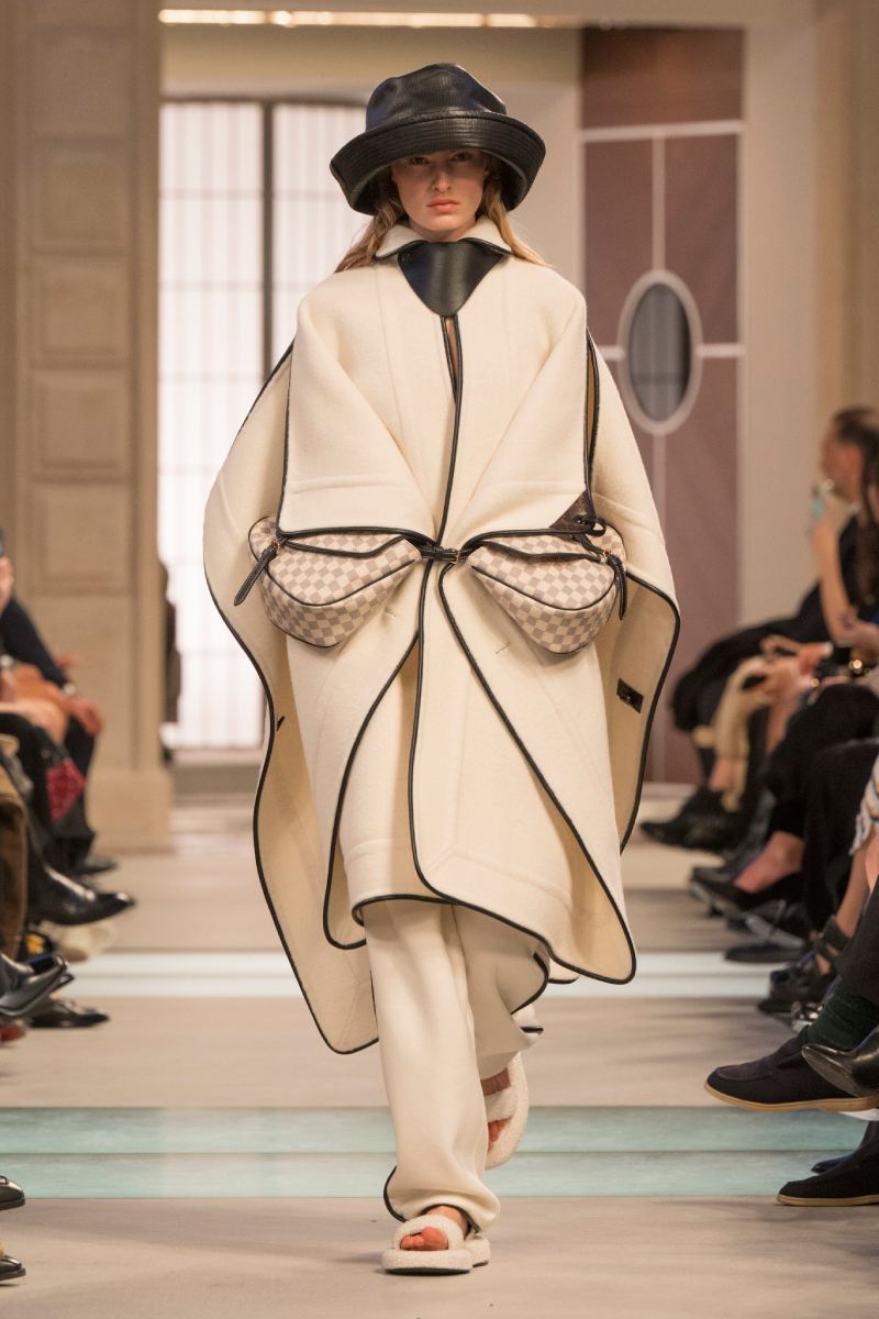 Louis Vuitton mezcla historicismo y modernidad para fw25