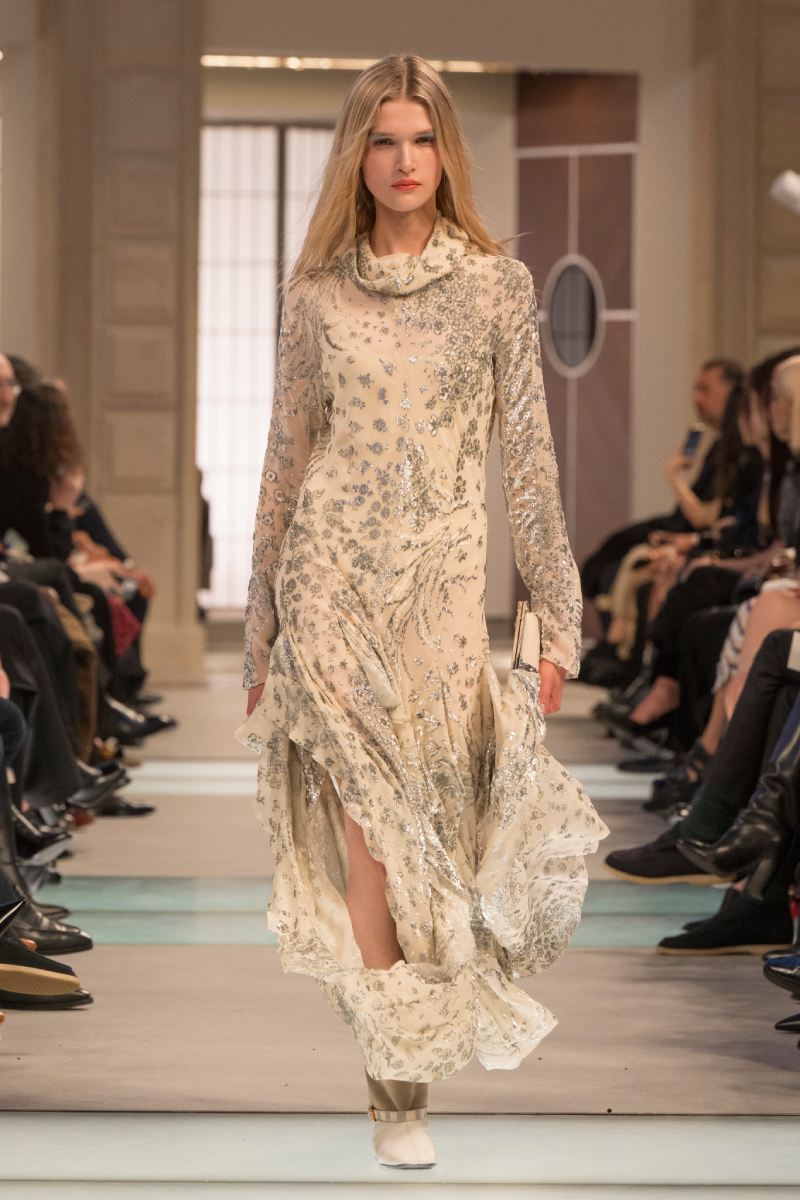 Louis Vuitton mezcla historicismo y modernidad para fw25