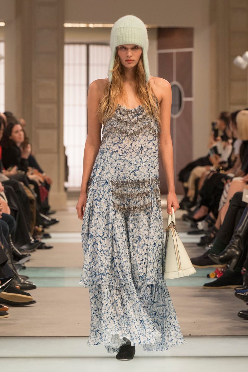 Louis Vuitton mezcla historicismo y modernidad para fw25