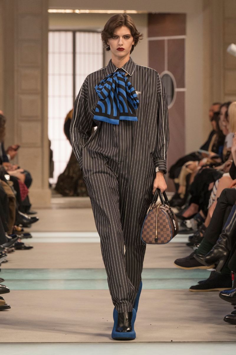 Louis Vuitton mezcla historicismo y modernidad para fw25