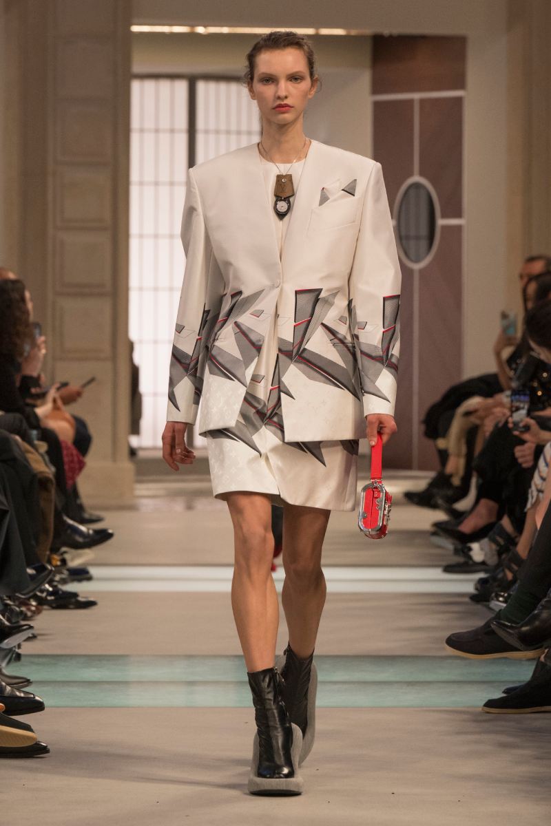 Louis Vuitton mezcla historicismo y modernidad para fw25