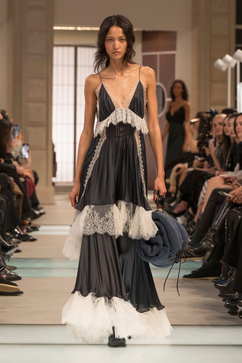 Louis Vuitton mezcla historicismo y modernidad para fw25