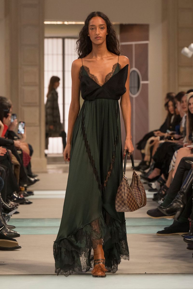 Louis Vuitton mezcla historicismo y modernidad para fw25