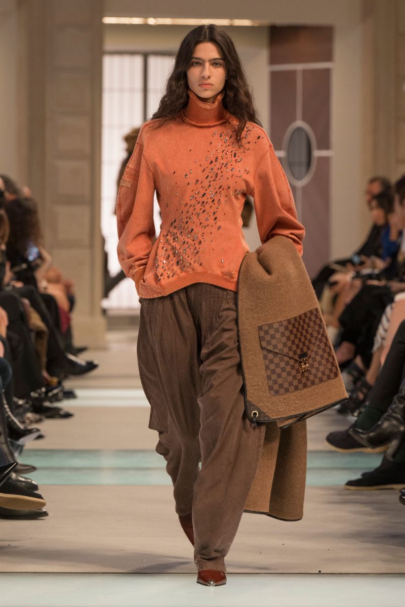 Louis Vuitton mezcla historicismo y modernidad para fw25