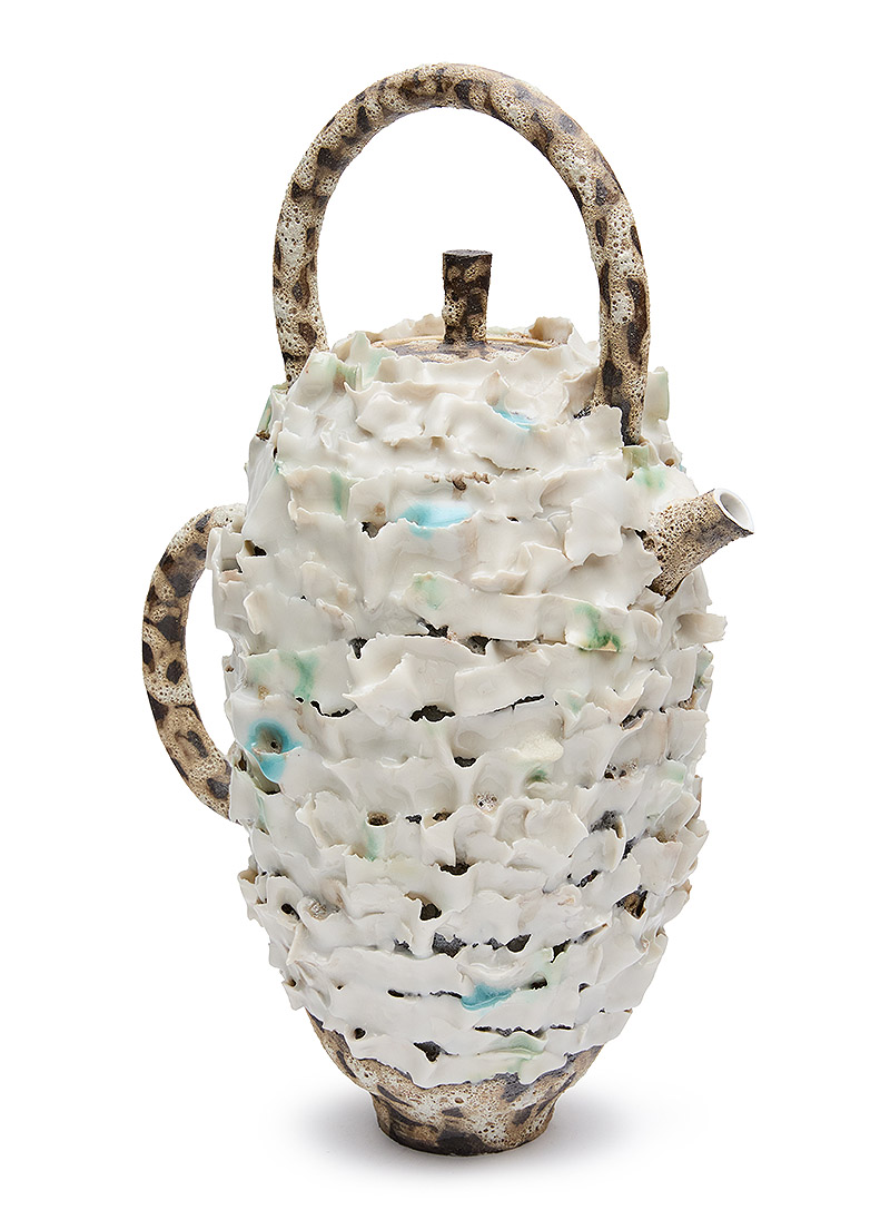 Loewe reinventa la tetera en el Salone del Mobile 2025